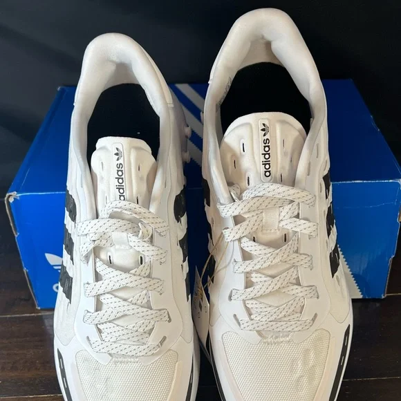 Adidas La Trainer III - Picture 3 of 8